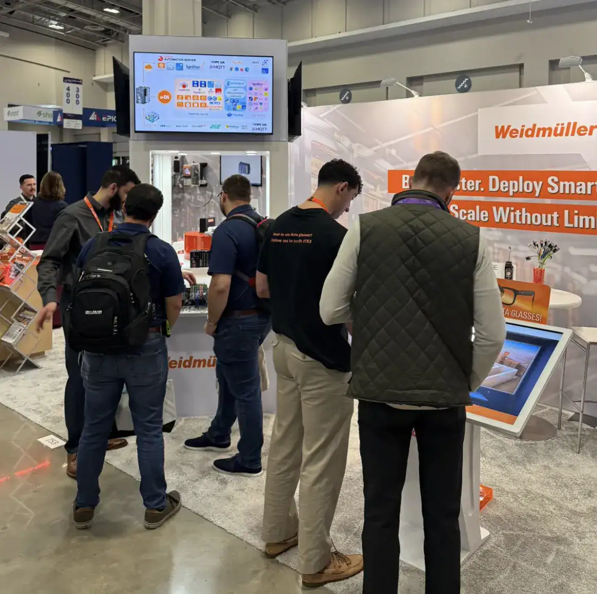 photo of the Weidmuller trade show booth
