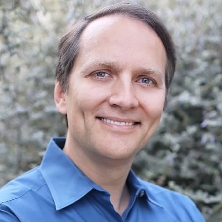 Stephan Spencer is an SEO expert located in Santa Cruz, CA.